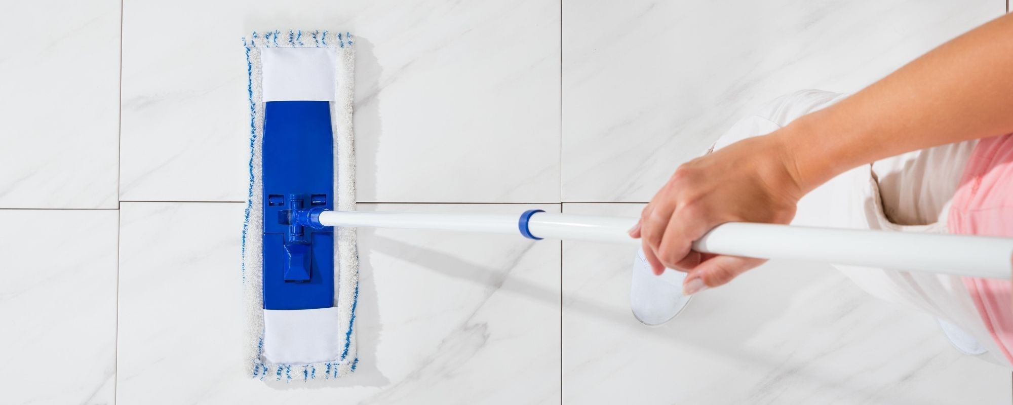 Nasswischen für blitzsaubere Böden 