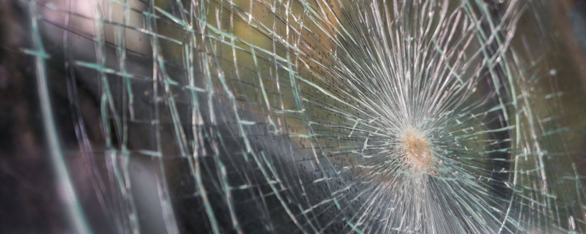 Sicherheitsglas reinigen